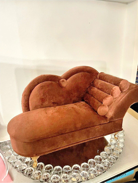 Other - Brown Chaise-Style Jewelry Organizer